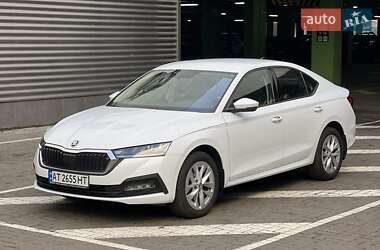 Лифтбек Skoda Octavia 2023 в Киеве