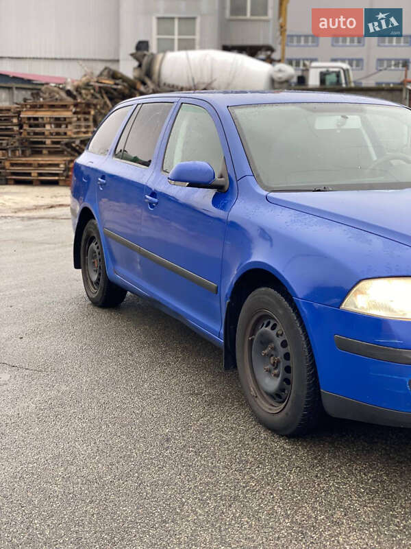 Универсал Skoda Octavia 2007 в Гатном