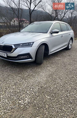 Универсал Skoda Octavia 2020 в Чорткове