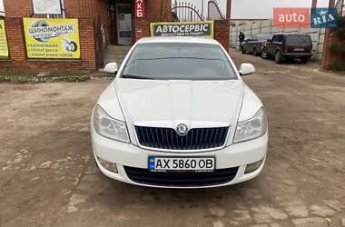 Лифтбек Skoda Octavia 2012 в 