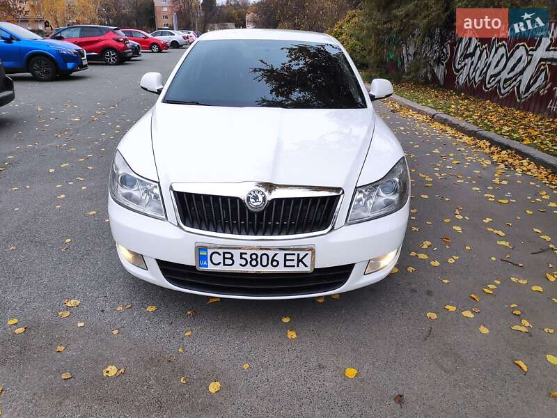 Універсал Skoda Octavia 2010 в Чернігові