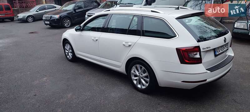 Универсал Skoda Octavia 2019 в Киеве