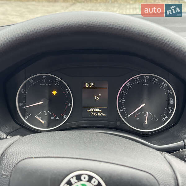 Универсал Skoda Octavia 2011 в Каменец-Подольском