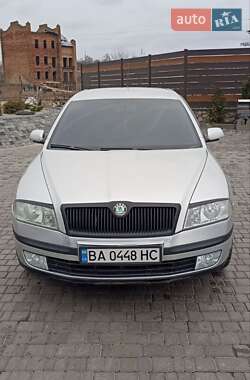 Лифтбек Skoda Octavia 2004 в Новоукраинке