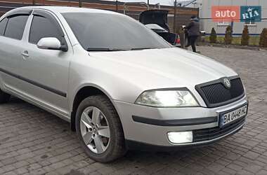 Лифтбек Skoda Octavia 2004 в Новоукраинке