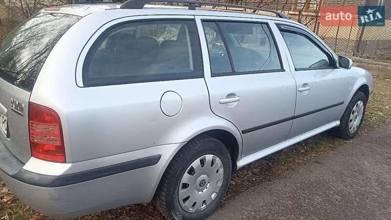 Универсал Skoda Octavia 2008 в Стрые