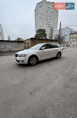 Універсал Skoda Octavia 2013 в Києві