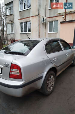 Лифтбек Skoda Octavia 2006 в Сумах