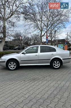 Ліфтбек Skoda Octavia 2004 в Одесі