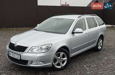 Универсал Skoda Octavia 2012 в Ровно