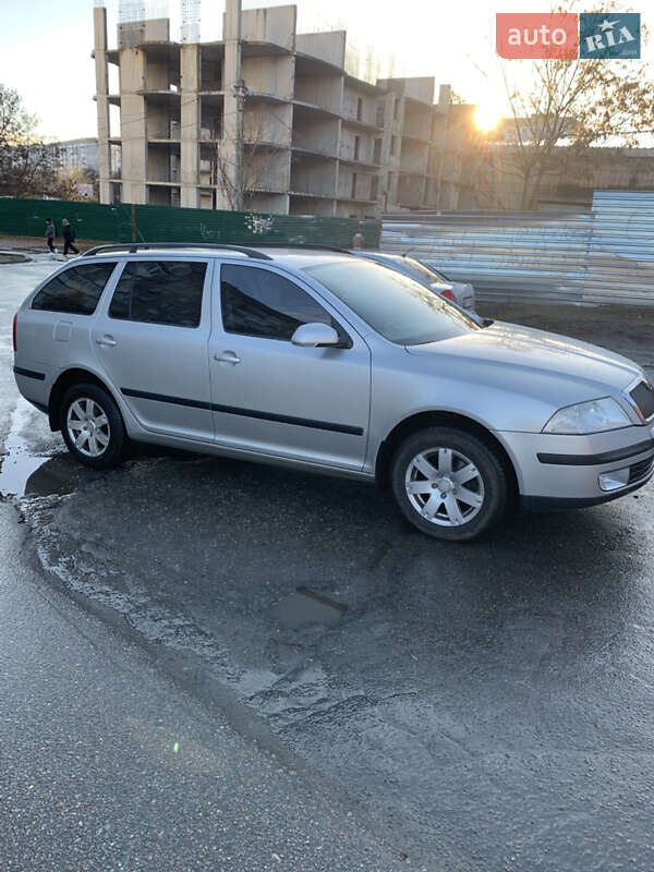 Универсал Skoda Octavia 2007 в Кропивницком