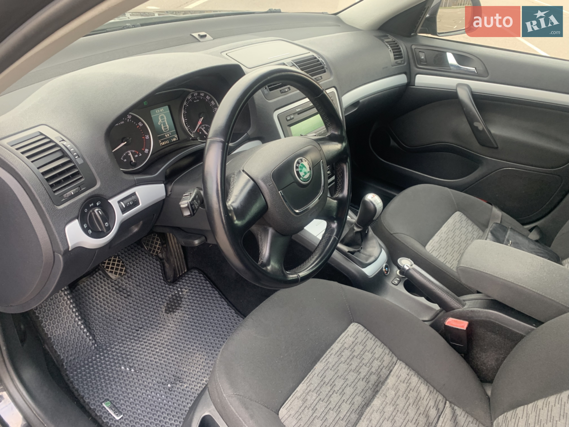 Skoda Octavia 2009 VIN TMBKK61Z0A2008446 фото оголошення 10 з 14