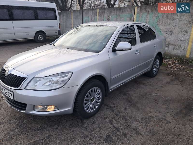 Ліфтбек Skoda Octavia 2012 в 