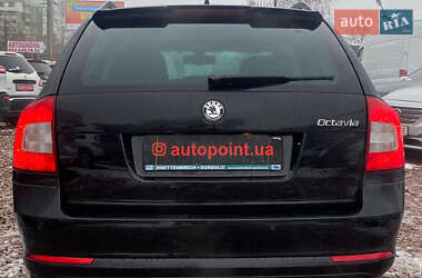 Універсал Skoda Octavia 2012 в Сумах