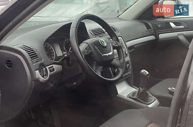 Універсал Skoda Octavia 2012 в Сумах