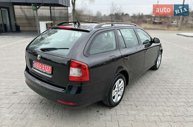 Універсал Skoda Octavia 2009 в Володимирі