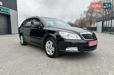 Універсал Skoda Octavia 2009 в Володимирі