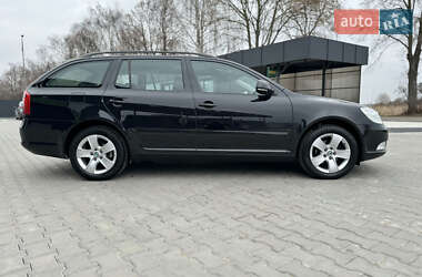 Універсал Skoda Octavia 2009 в Володимирі