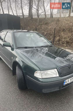 Ліфтбек Skoda Octavia 2004 в Києві