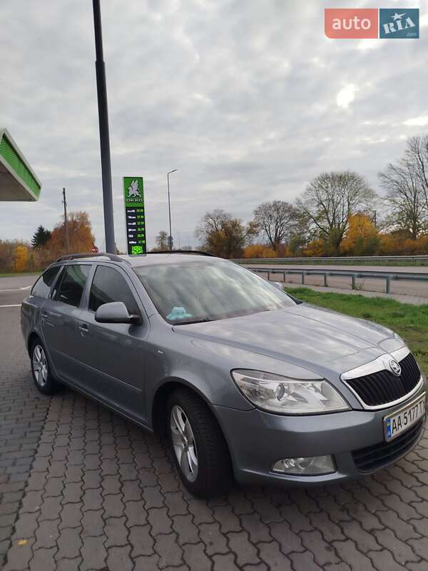 Универсал Skoda Octavia 2012 в Буче