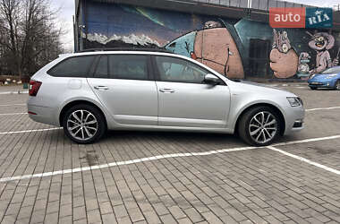 Универсал Skoda Octavia 2019 в 