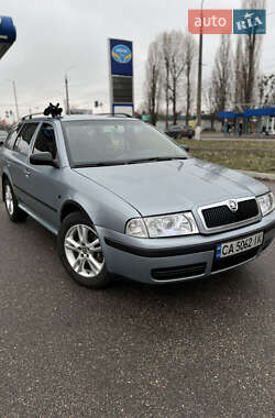 Універсал Skoda Octavia 2003 в Черкасах