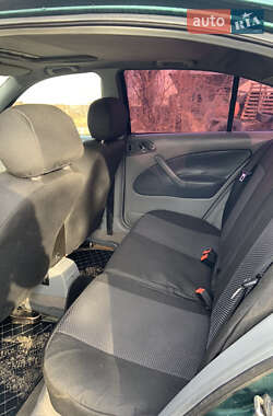 Лифтбек Skoda Octavia 1998 в 