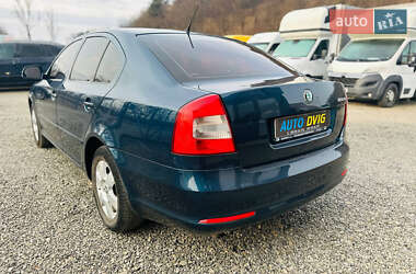 Лифтбек Skoda Octavia 2012 в 