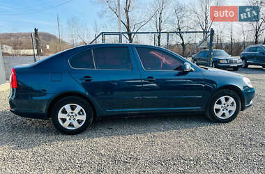 Лифтбек Skoda Octavia 2012 в 