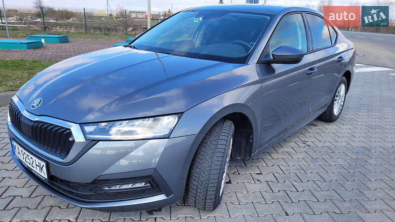 Лифтбек Skoda Octavia 2023 в 