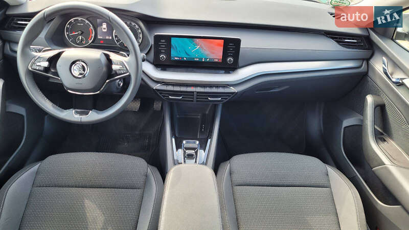 Лифтбек Skoda Octavia 2023 в Ивано-Франковске