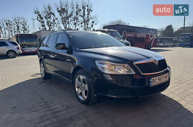 Універсал Skoda Octavia 2010 в Львові