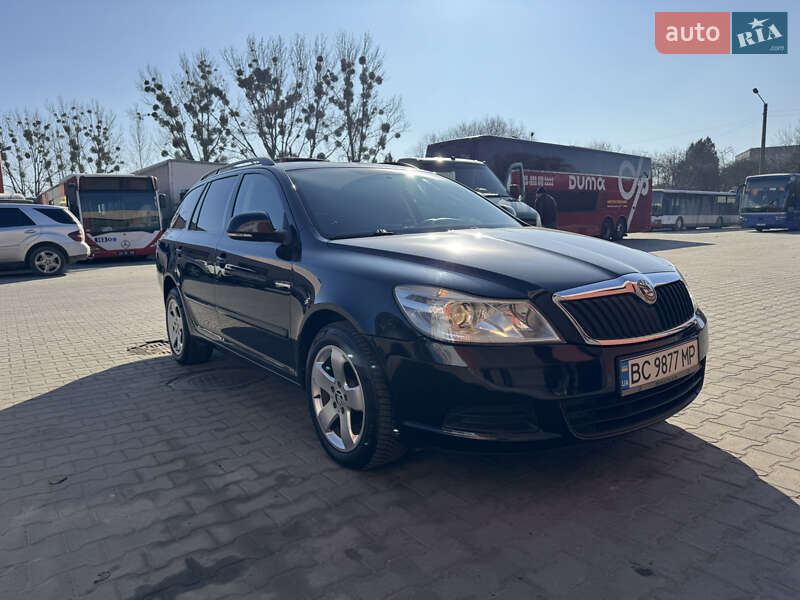 Універсал Skoda Octavia 2010 в Львові