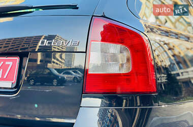 Универсал Skoda Octavia 2010 в 