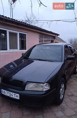 Лифтбек Skoda Octavia 2004 в Новой Басане