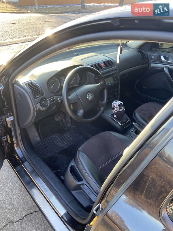 Лифтбек Skoda Octavia 2008 в Краснограде фото 4 Лифтбек Skoda Octavia 2008 в Краснограде