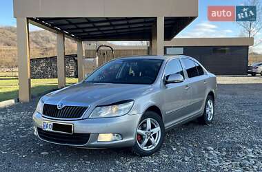 Лифтбек Skoda Octavia 2009 в Тячеве