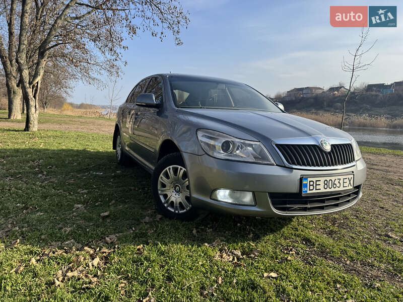 Лифтбек Skoda Octavia 2012 в 