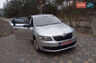 Ліфтбек Skoda Octavia 2015 в Ковелі