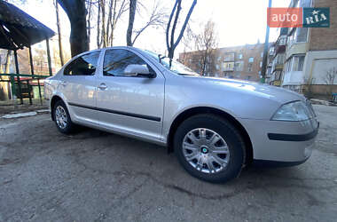 Лифтбек Skoda Octavia 2006 в Смеле