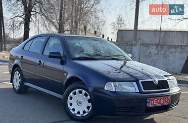 Лифтбек Skoda Octavia 2003 в Березане