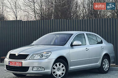 Лифтбек Skoda Octavia 2010 в Львове