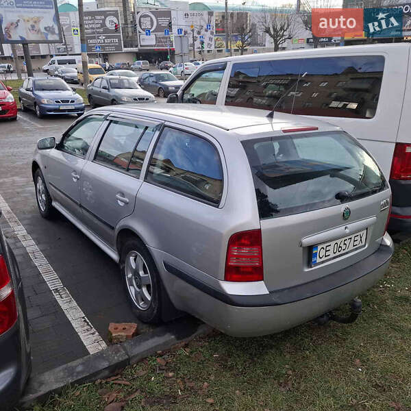 Універсал Skoda Octavia 2003 в Чернівцях