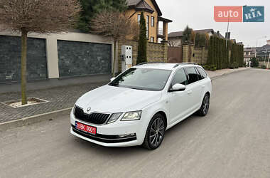 Универсал Skoda Octavia 2019 в Ровно