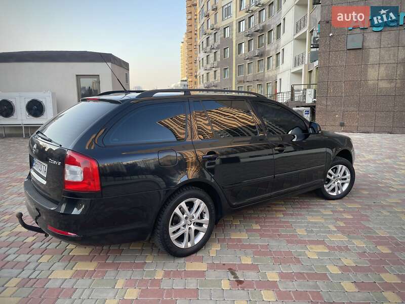 Универсал Skoda Octavia 2009 в Одессе