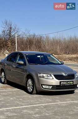 Лифтбек Skoda Octavia 2013 в Ужгороде