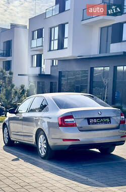 Лифтбек Skoda Octavia 2013 в Ужгороде