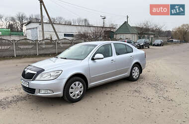 Ліфтбек Skoda Octavia 2009 в Попільні