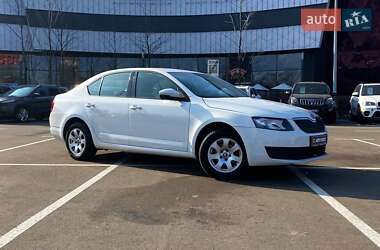 Лифтбек Skoda Octavia 2016 в Киеве