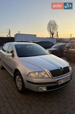 Лифтбек Skoda Octavia 2008 в 